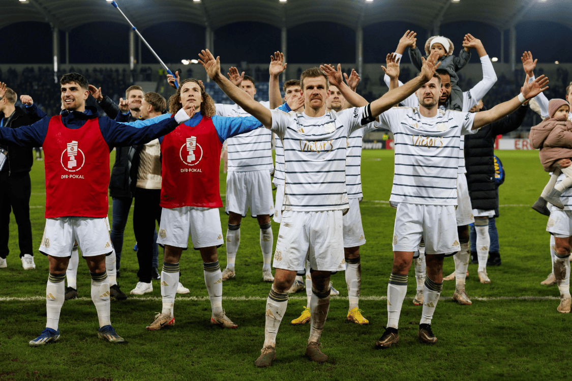 爱游戏体育-上海久事清晨遗憾出局，志在德国杯名次提升，媒体盛赞，资深球员宣示担当-爱游戏体育